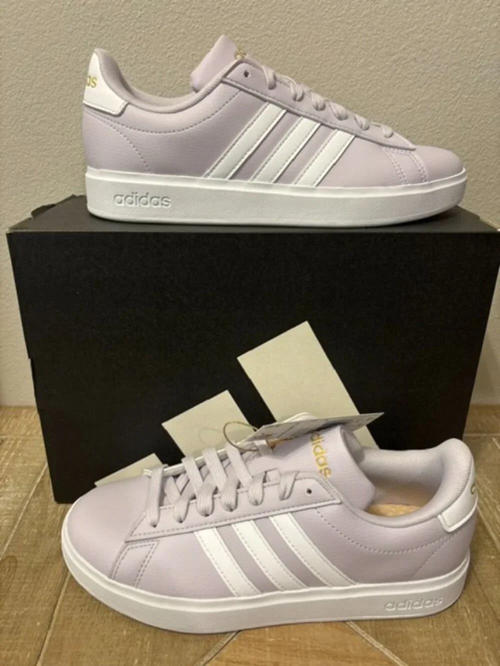 adidas Grand Court 2.0 Women's Sneakers - Light Lavender with White and Gold